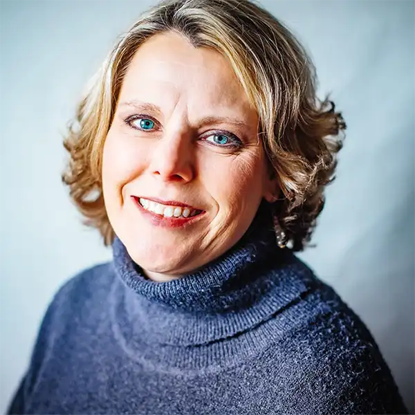 Cheryl Ries, Director